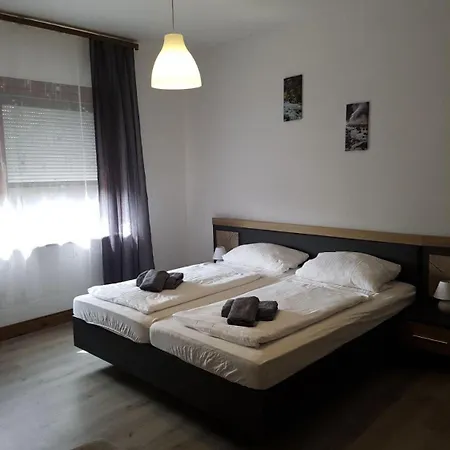 Bestehorn Hof 2* גוסלר